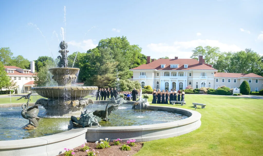 Tupper Manor outside with fountain